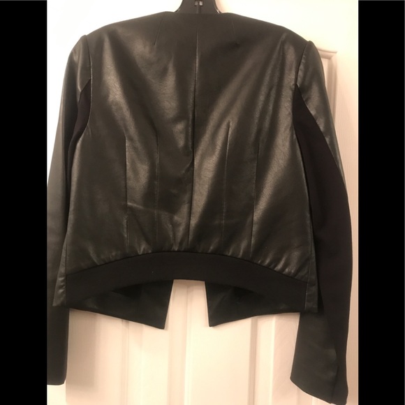 BCBG Cruz Faux Leather Blazer Jacket EUC - Picture 5 of 11